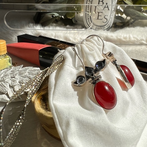 Sterling silver and red carnelian earrings - Picture 4 of 6